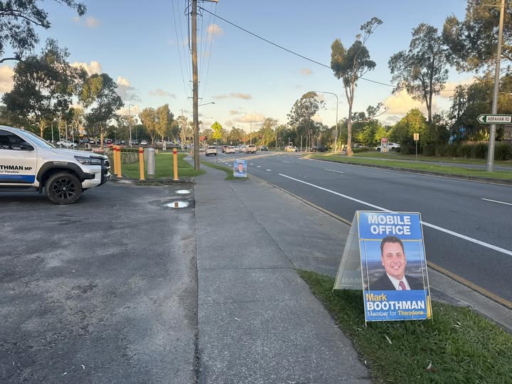Community Roadside Upper Coomera